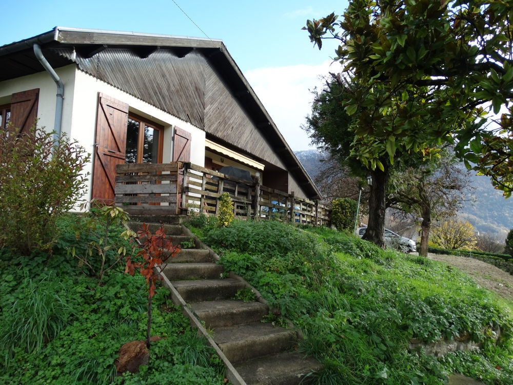 � vendre  Maison La Buisse (38500)