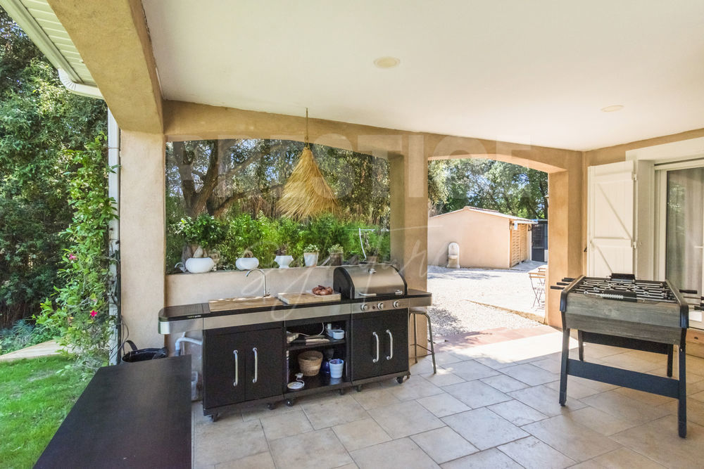 � vendre  Maison Solli�s-Pont (83210)