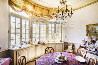  Maison � vendre 8 pi�ces 245 m�