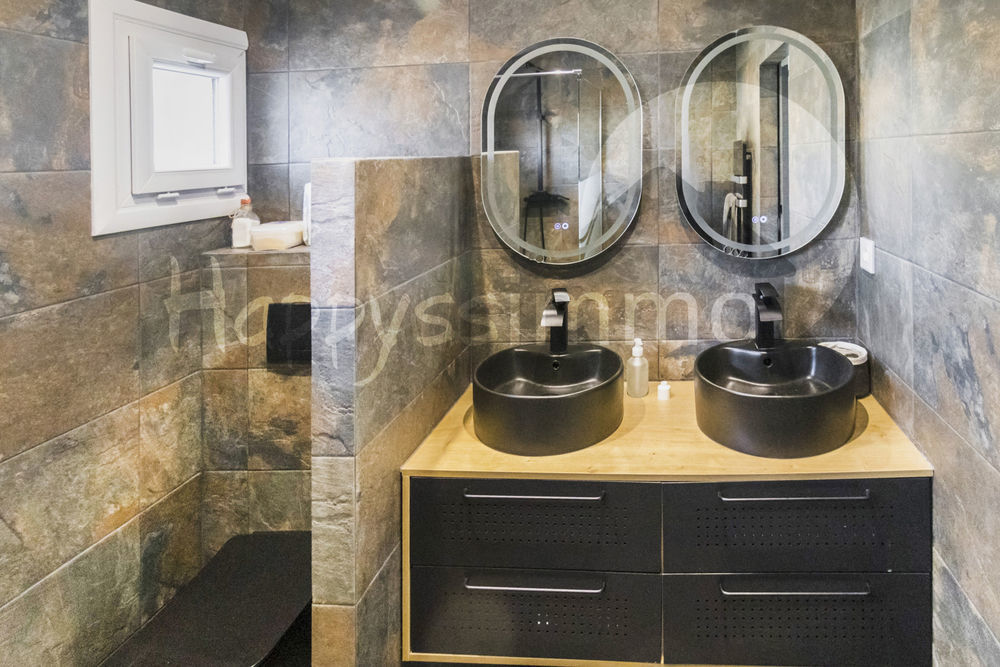 � vendre  Maison Hy�res (83400)