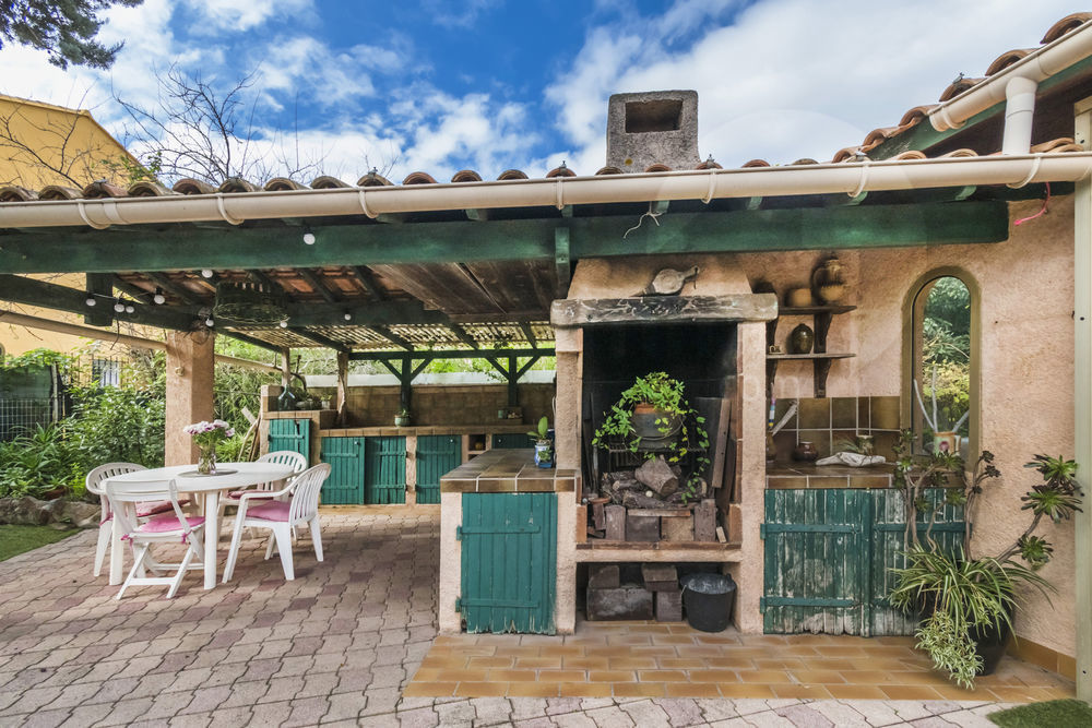 � vendre  Maison Hy�res (83400)