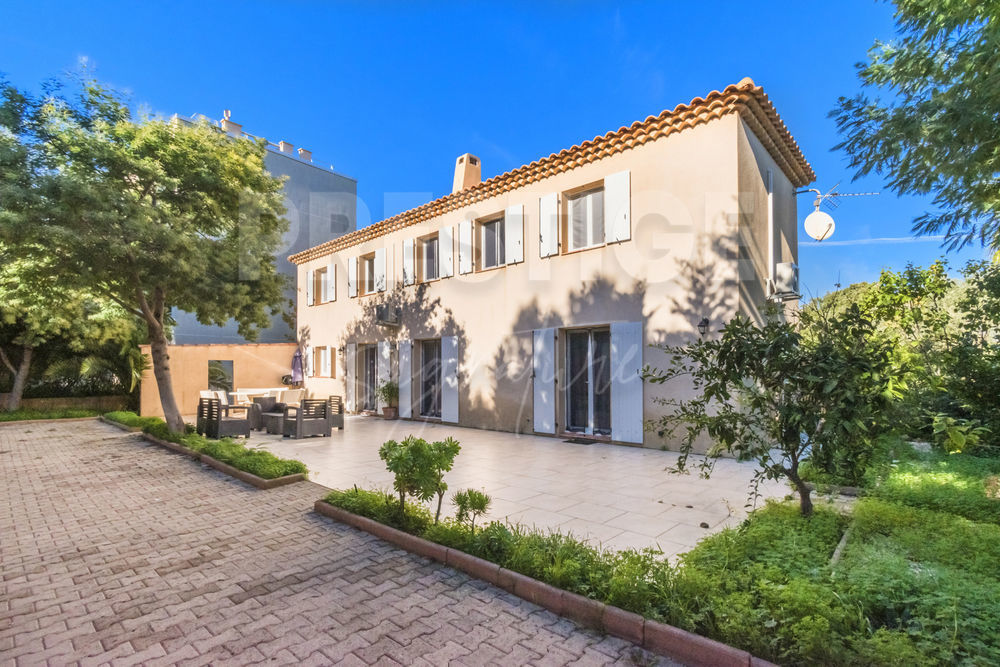 � vendre  Maison Hy�res (83400)