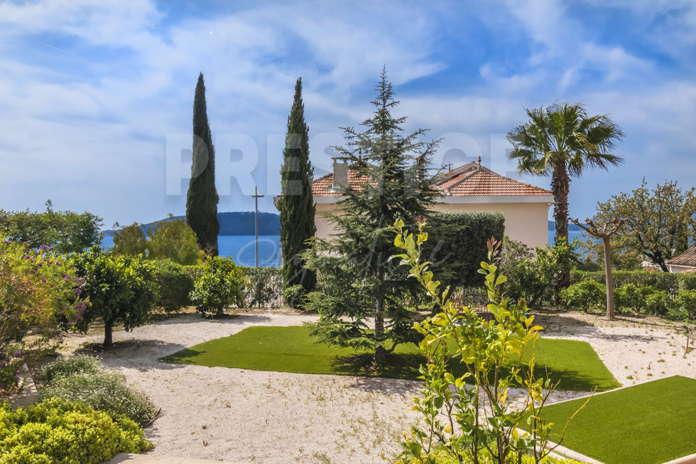 � vendre  Appartement Toulon (83000)