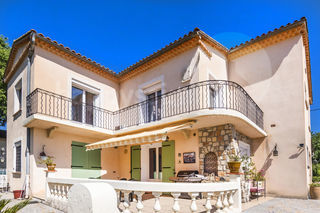  Maison � vendre 7 pi�ces 220 m�