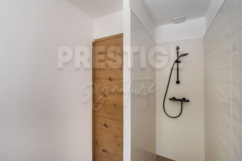 � vendre  Maison Solli�s-Pont (83210)