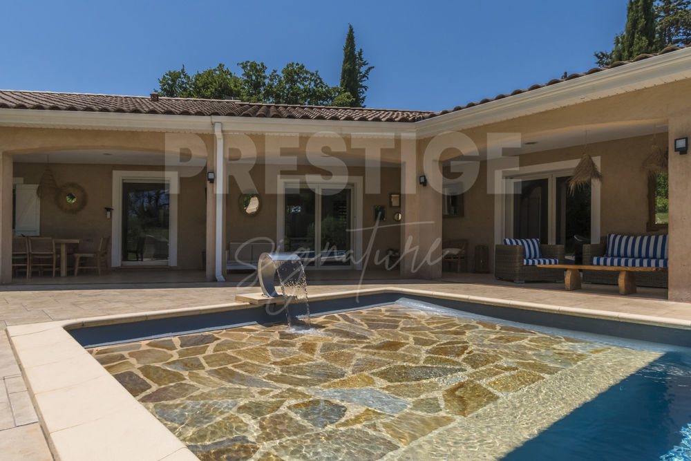 � vendre  Maison Solli�s-Pont (83210)