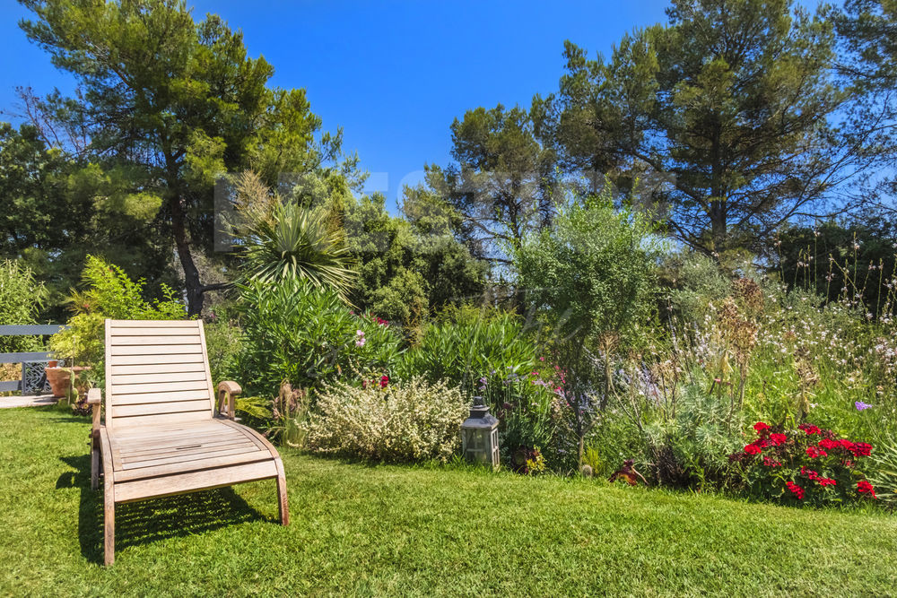 � vendre  Maison Solli�s-Pont (83210)