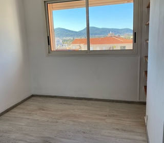  Appartement � louer 3 pi�ces 60 m�