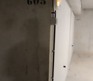  Parking / Garage � louer 