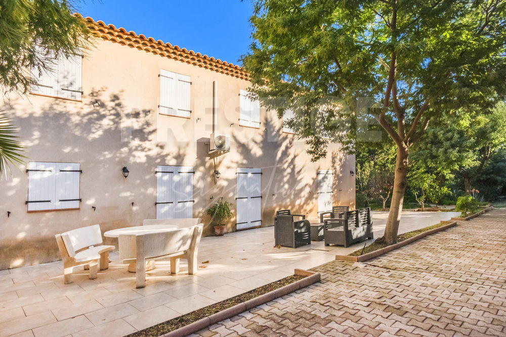 � vendre  Maison Hy�res (83400)