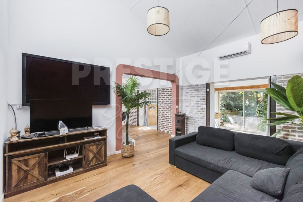 � vendre  Maison Hy�res (83400)