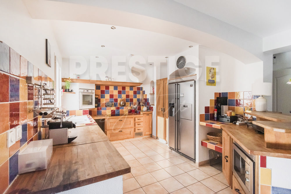 � vendre  Maison Hy�res (83400)