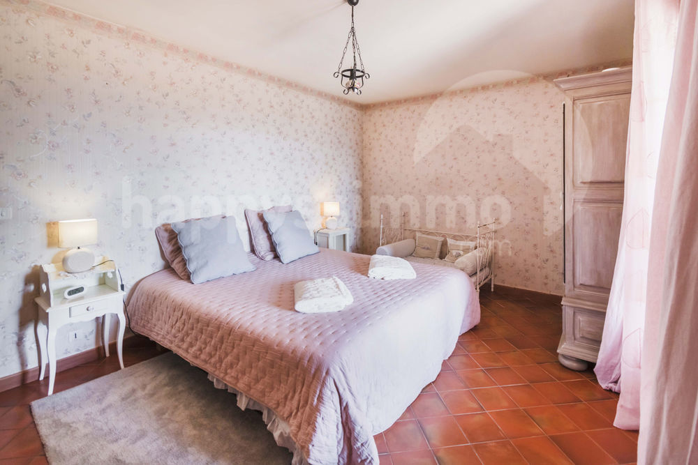 � vendre  Maison Le Cannet-des-Maures (83340)