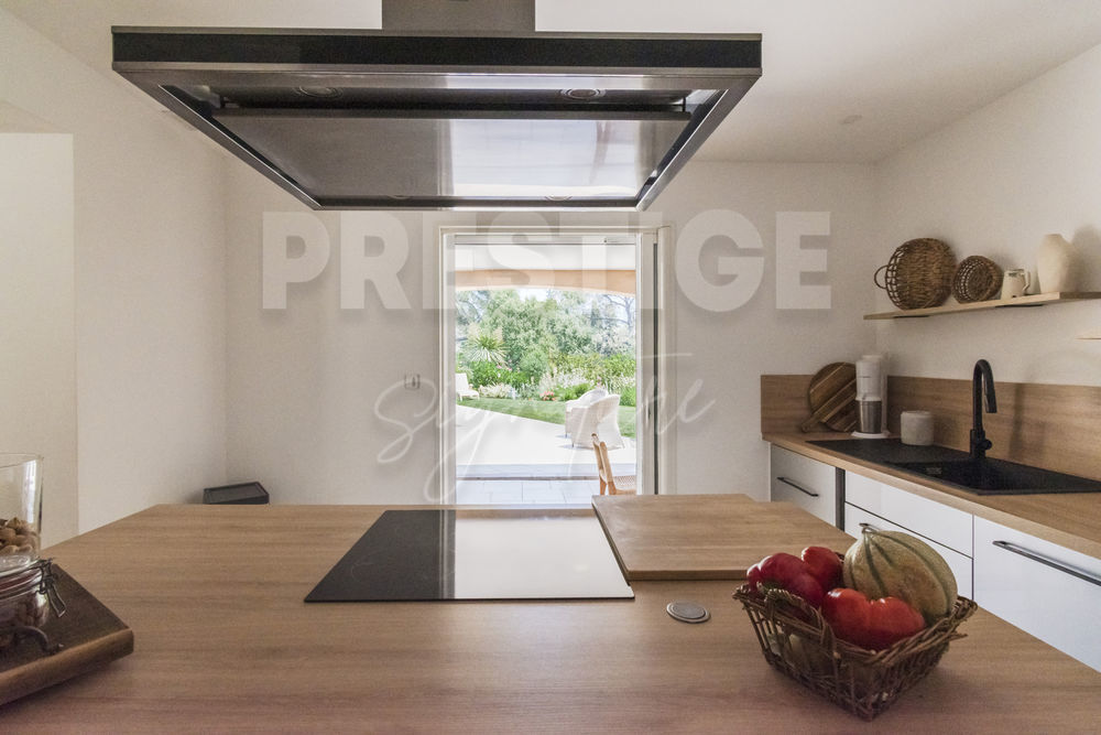 � vendre  Maison Solli�s-Pont (83210)