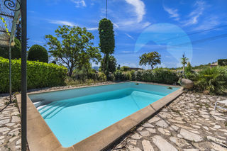  Maison � vendre 10 pi�ces 330 m�