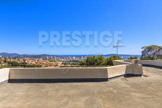  Maison � vendre 8 pi�ces 245 m�