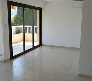  Appartement � louer 4 pi�ces 92 m� Hyeres