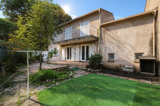  Immeuble � vendre 166 m�