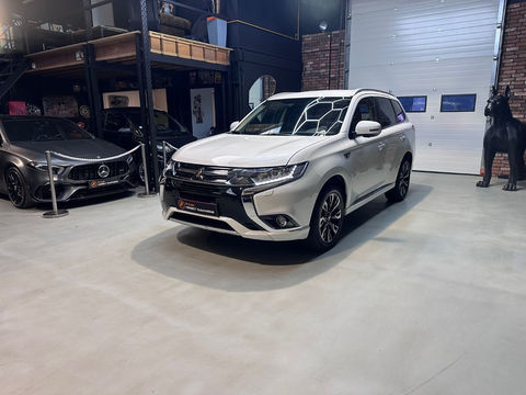 Mitsubishi Outlander 2.0I 200 PHEV Hybride rechargeable Essence Intense 2018 occasion Saint-Ouen-l'Aum&ocirc;ne 95310