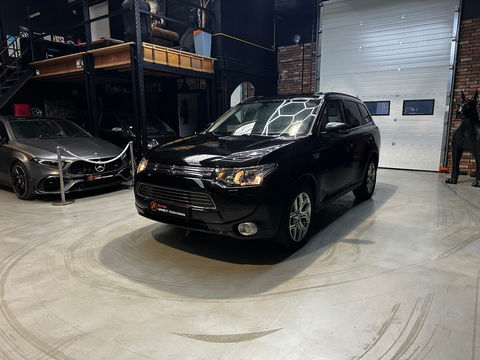 Mitsubishi Outlander 2.0I 200 PHEV 4WD Instyle Sport 2014 occasion Saint-Ouen-l'Aum&ocirc;ne 95310