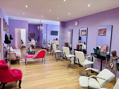 Local Commercial  &agrave; vendre 336000 75020 Paris 20�me