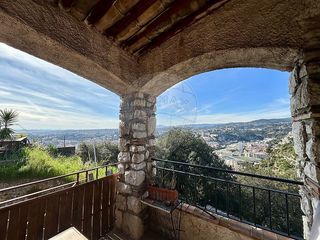  Maison � vendre 9 pi�ces 