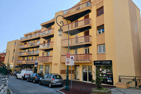 Local Commercial  &agrave; vendre 222000 06270 Villeneuve-loubet