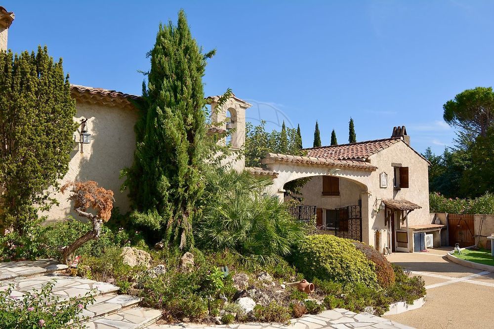 � vendre  Maison Le Muy (83490)