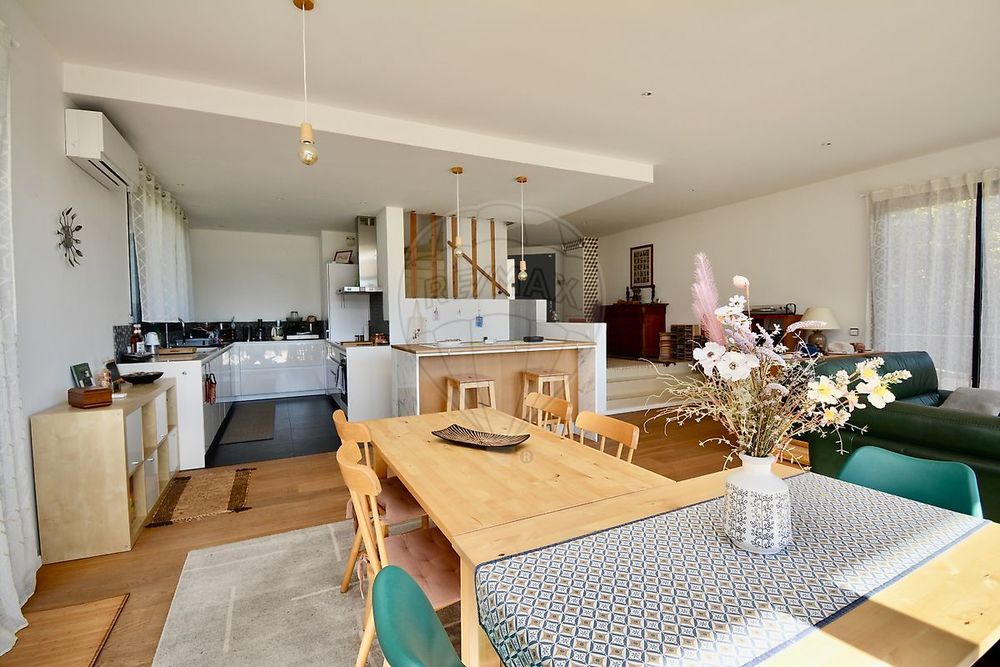 � vendre  Maison Cagnes-sur-Mer (06800)