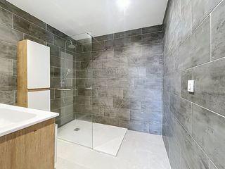  Appartement � vendre 5 pi�ces 