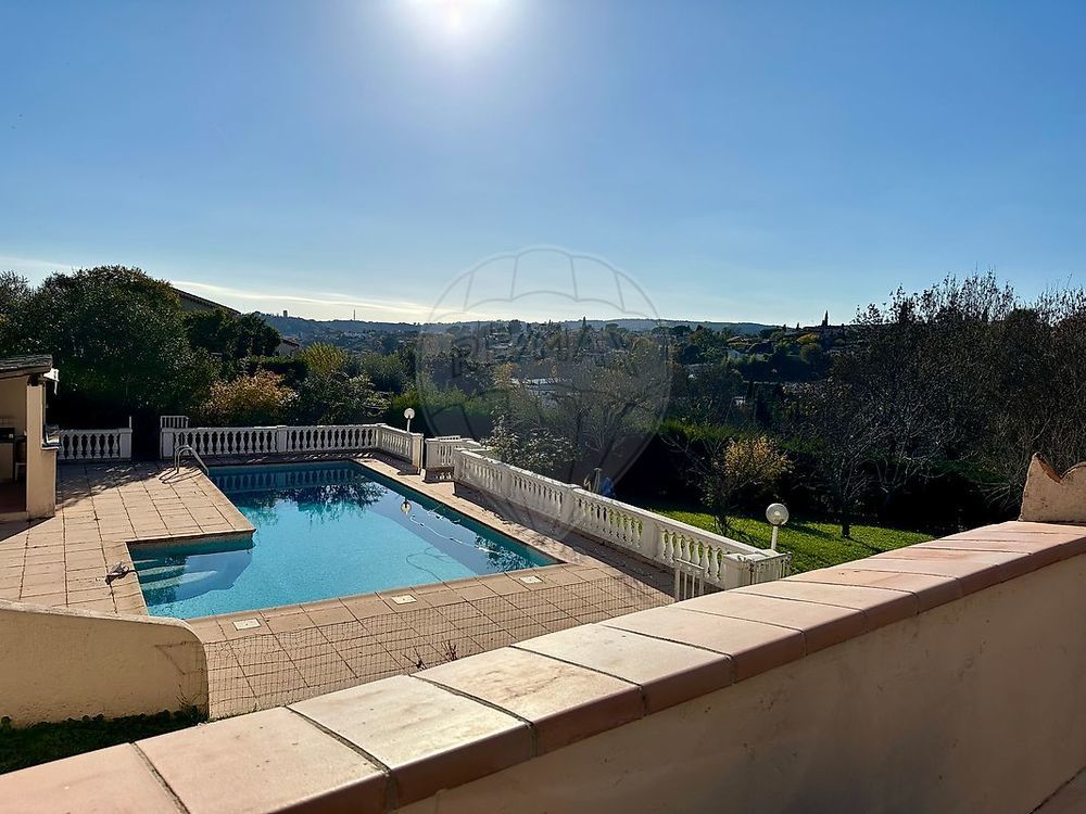 � vendre  Maison Saint-Paul-de-Vence (06570)