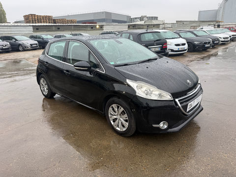 Peugeot 208 1.4 HDi 68ch FAP BVM5 Allure 2013 occasion LA COURNEUVE 93120