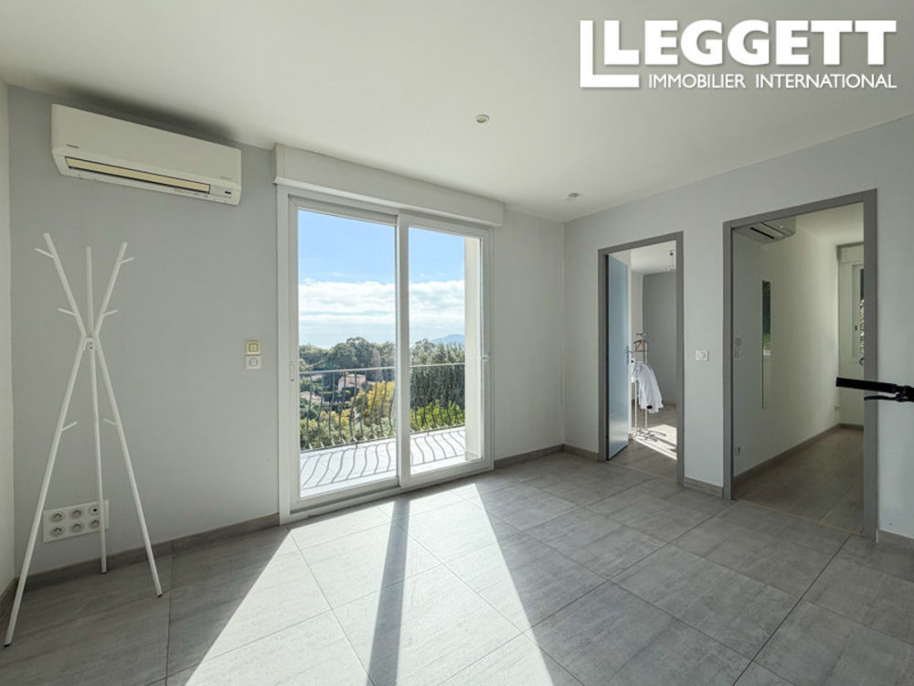 � vendre  Maison Mandelieu-la-Napoule (06210)