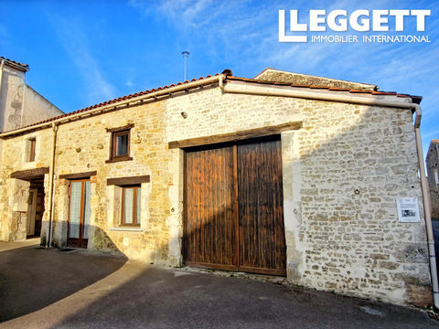   Sainte-Hermine : maison de bourg r�nov�e 117 m� avec 3 chambres, terrasse et garage Maison - 5 pi�ce(s) - 117 m�