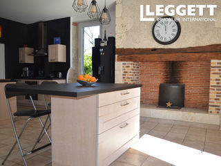  Maison � vendre 8 pi�ces 300 m�