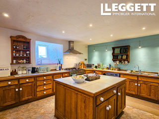  Maison � vendre 12 pi�ces 301 m�