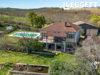  Maison � vendre 15 + pi�ces 335 m�