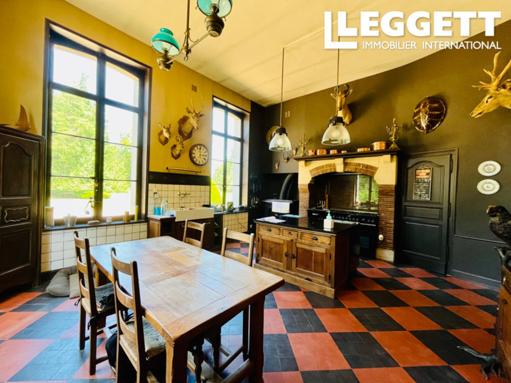 � vendre  Propri�t�/ch�teau Lisieux (14100)