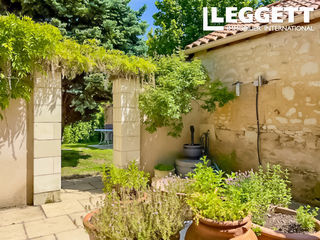  Propri�t�/ch�teau � vendre 13 pi�ces 595 m�