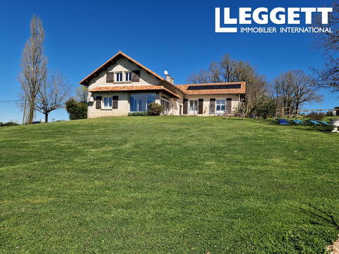   Spacieuse maison enti�rement r�nov�e avec grand terrain et magnifiques vues. Maison - 6 pi�ce(s) - 222 m�