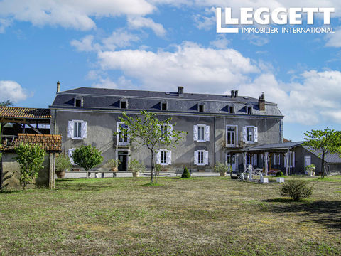  Maison de maitre dans le Comminges, Surface habitable de 460 m2 sur 3 niveaux, un parc de 3118 m� cl�tur�. Maison - 15 + pi�ce(s) - 460 m�