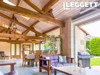  Propri�t�/ch�teau � vendre 13 pi�ces 595 m�