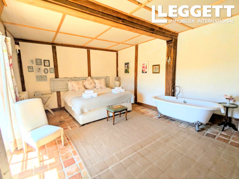 � vendre  Maison Saint-Priest-Ligoure (87800)