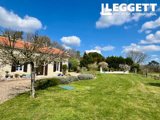  Maison � vendre 5 pi�ces 240 m�