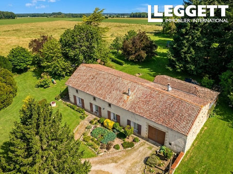   Magnifique Maison R�nov�e ? 148 m� ? Potentiel �tourdissant sur 1,6 Hectare � proximit� de Sauze-entre-Bois Maison - 5 pi�ce(s) - 148 m�