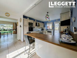  Maison � vendre 10 pi�ces 251 m�