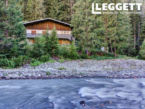   Dans un cadre insolite et privilege, un grand Chalet a renove a Champagny le Haut Maison - 13 pi�ce(s) - 470 m�