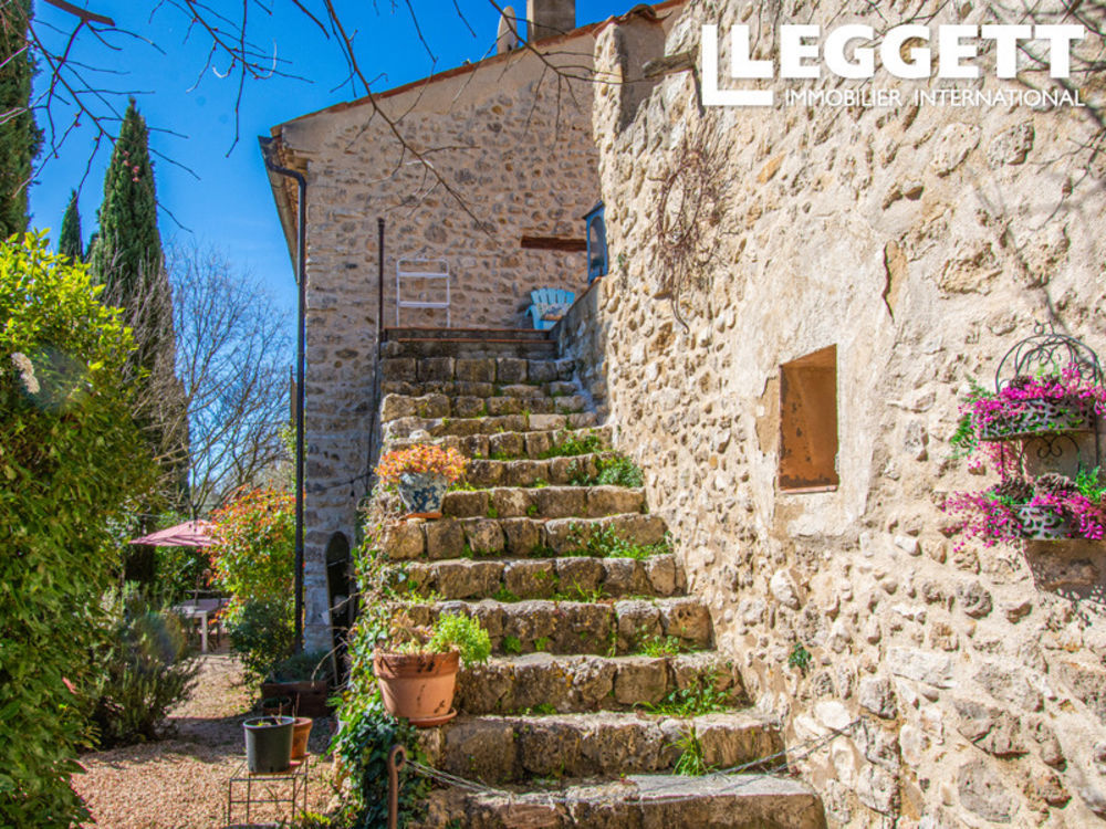 � vendre  Maison Saint-Laurent-du-Verdon (04500)