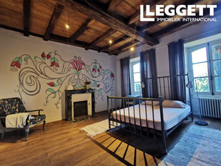  Maison � vendre 15 + pi�ces 330 m�