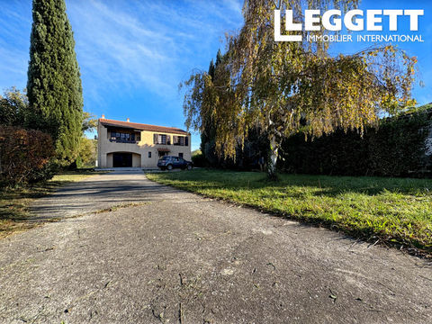   Maison 4 face avec 3 chambres, garage, piscine sur un terrain de 1448M2 Maison - 4 pi�ce(s) - 81 m�